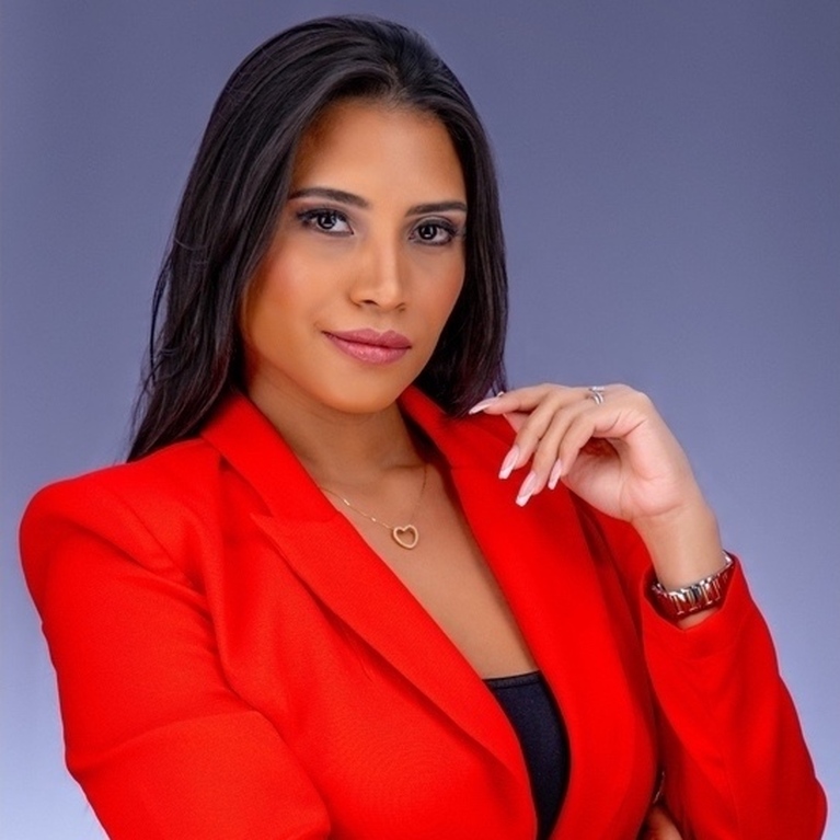 Marjorie Arauz Logo